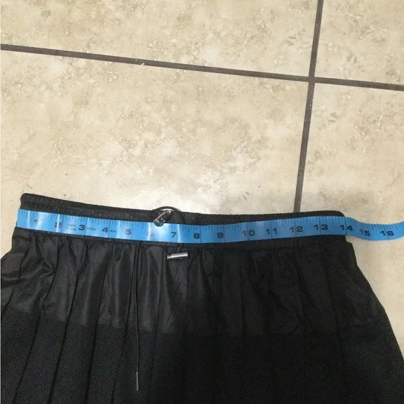 NYLORA - Picture 4 of 6